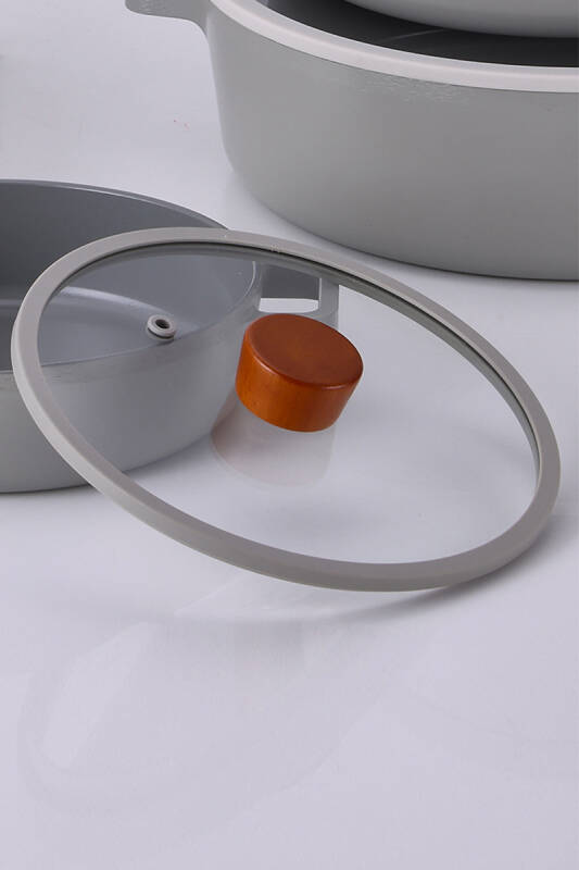 Fika 24Cm Düz Silikon Çerçeveli Cam Kapak Gri - 1