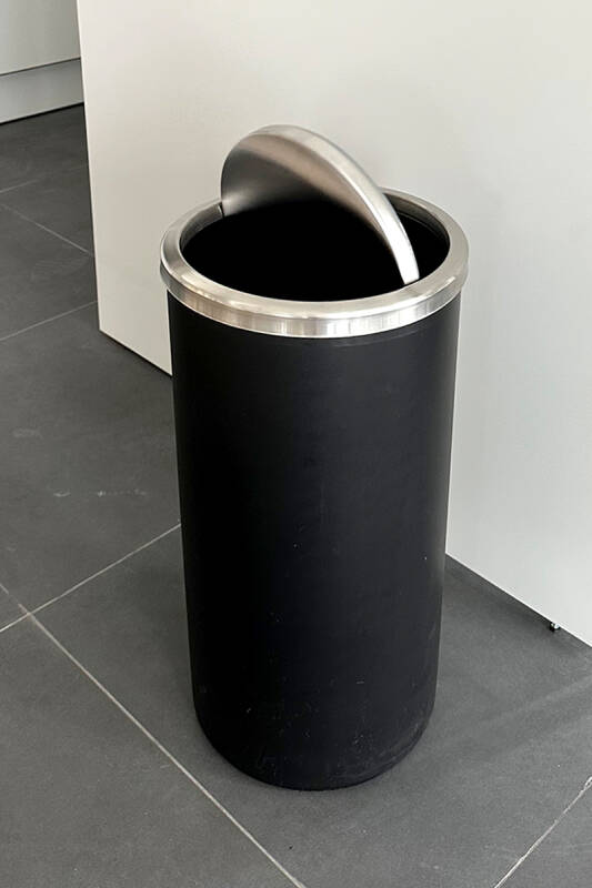 Lenox 35 Lt Döner Kapaklı Mutfak Banyo Ofis Çöp Kovası-Siyah - 2